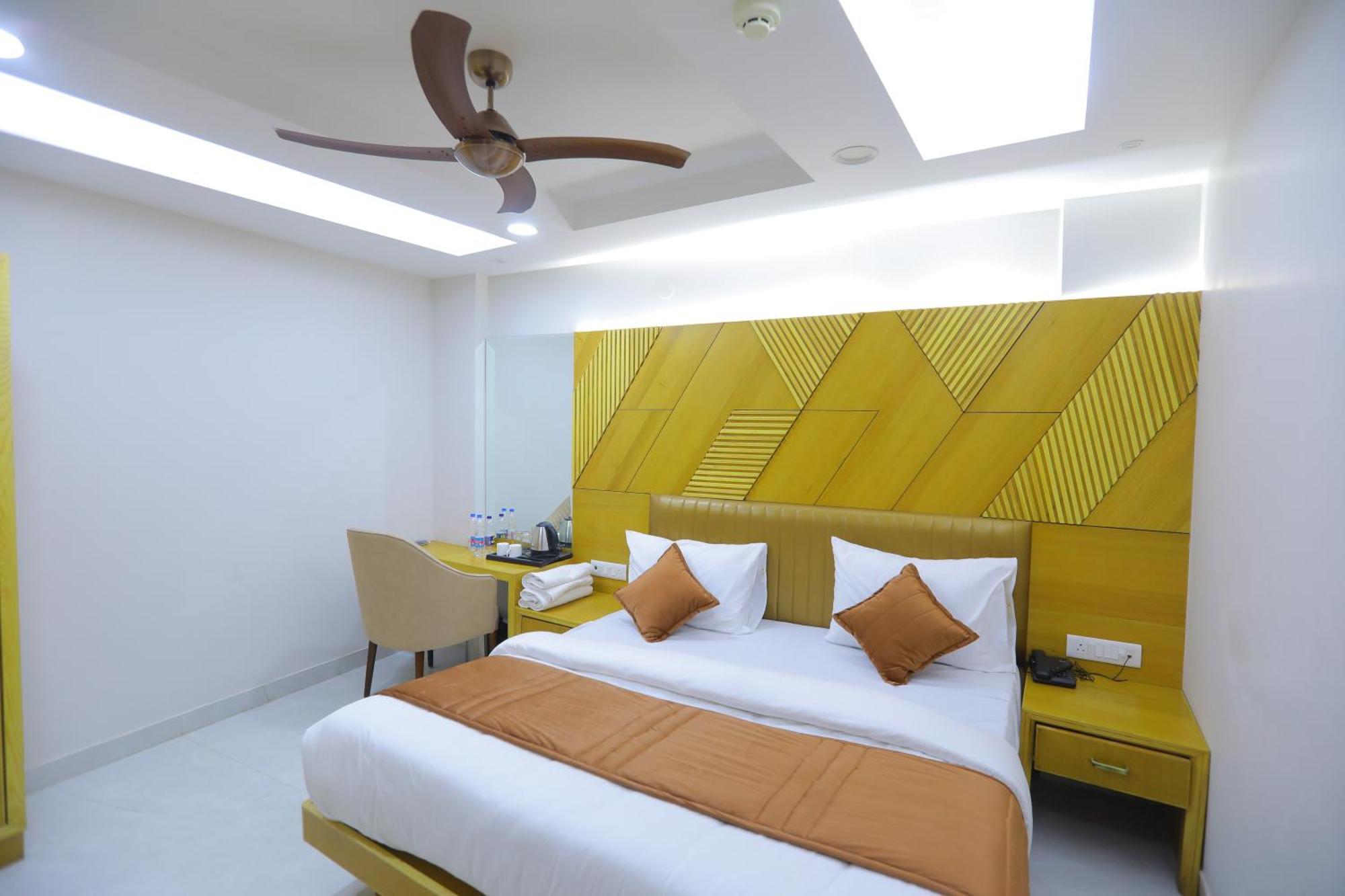 Hotel Glitz - Walk In From New Delhi Railway Station Exterior foto